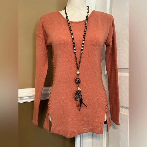 Pink Rose Light Peach Sweater‎ - Size XS - Picture 2 of 11